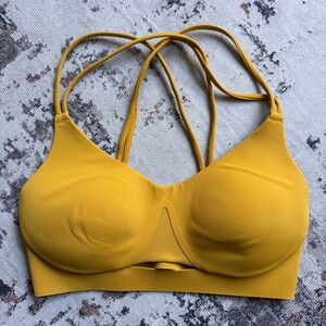 Victorias Secret VSX Elevate Strappy-Comfort Sports Bra - Extra Small - Gold